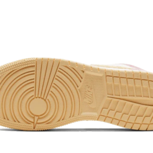 Wethenew Sneakers France Air Jordan 1 Low SE Paint Drip CW7104 601 3 1200x f0ef7590 5c24 4608 a77d 055742789901